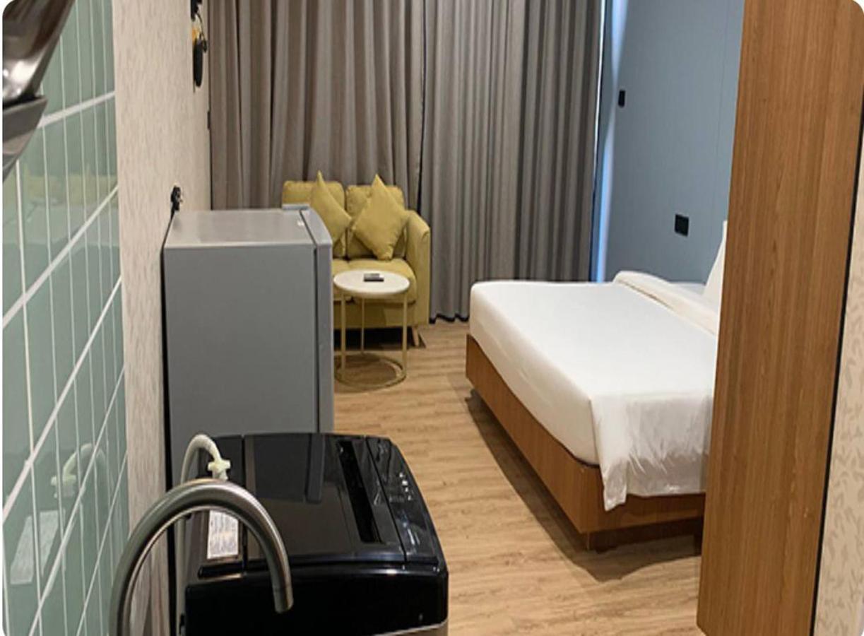 Joy Hotel Phnompen Kültér fotó